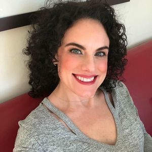 Meet your Posher, Liz